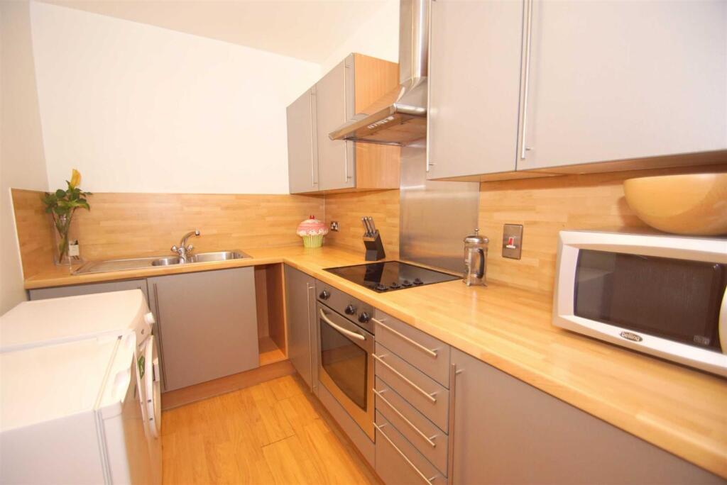 1 bed 1st Floor Flat for rent in Leeds. From Stoneacre Properties - Chapel Allerton