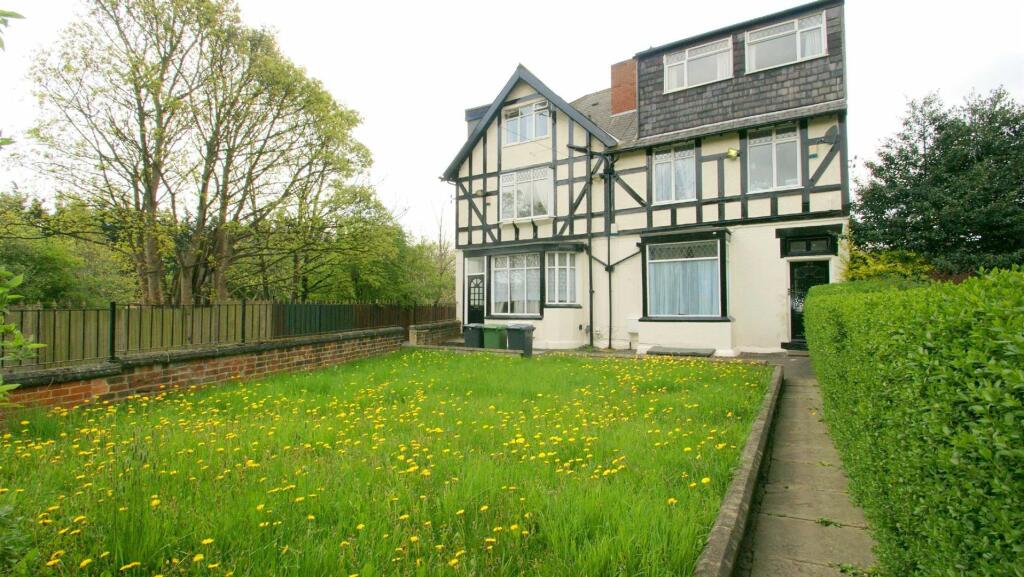 2 bed Apartment for rent in Scholes. From Stoneacre Properties - Chapel Allerton