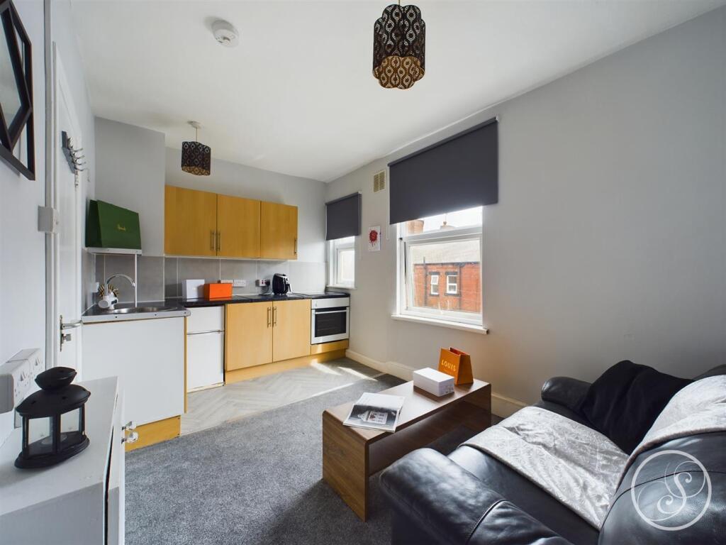1 bed 1st Floor Flat for rent in Leeds. From Stoneacre Properties - Chapel Allerton