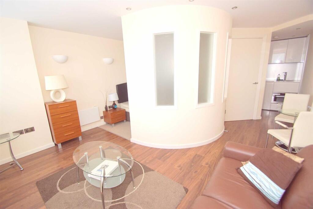 1 bed Apartment for rent in Leeds. From Stoneacre Properties - Chapel Allerton