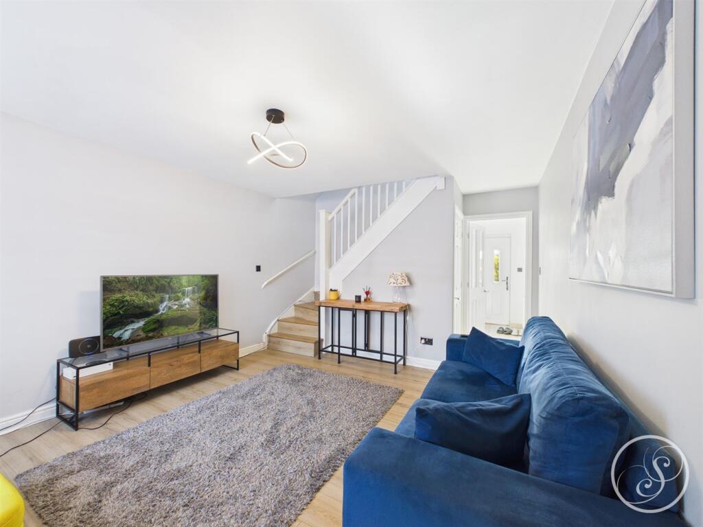 2 bed Mid Terraced House for rent in Leeds. From Stoneacre Properties - Chapel Allerton