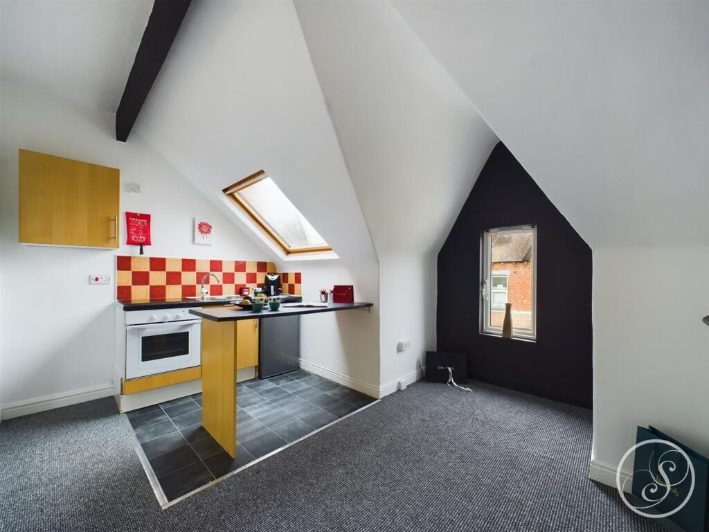 1 bed 1st Floor Flat for rent in Leeds. From Stoneacre Properties - Chapel Allerton