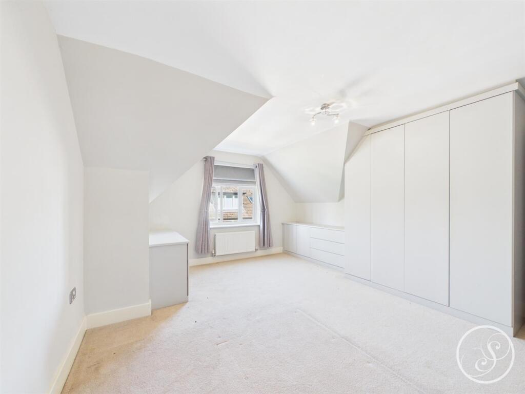 2 bed Apartment for rent in Shadwell. From Stoneacre Properties - Chapel Allerton