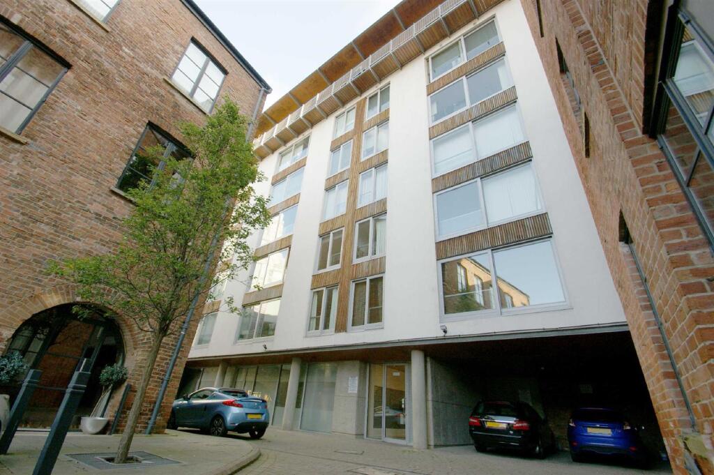 1 bed 1st Floor Flat for rent in Leeds. From Stoneacre Properties - Chapel Allerton