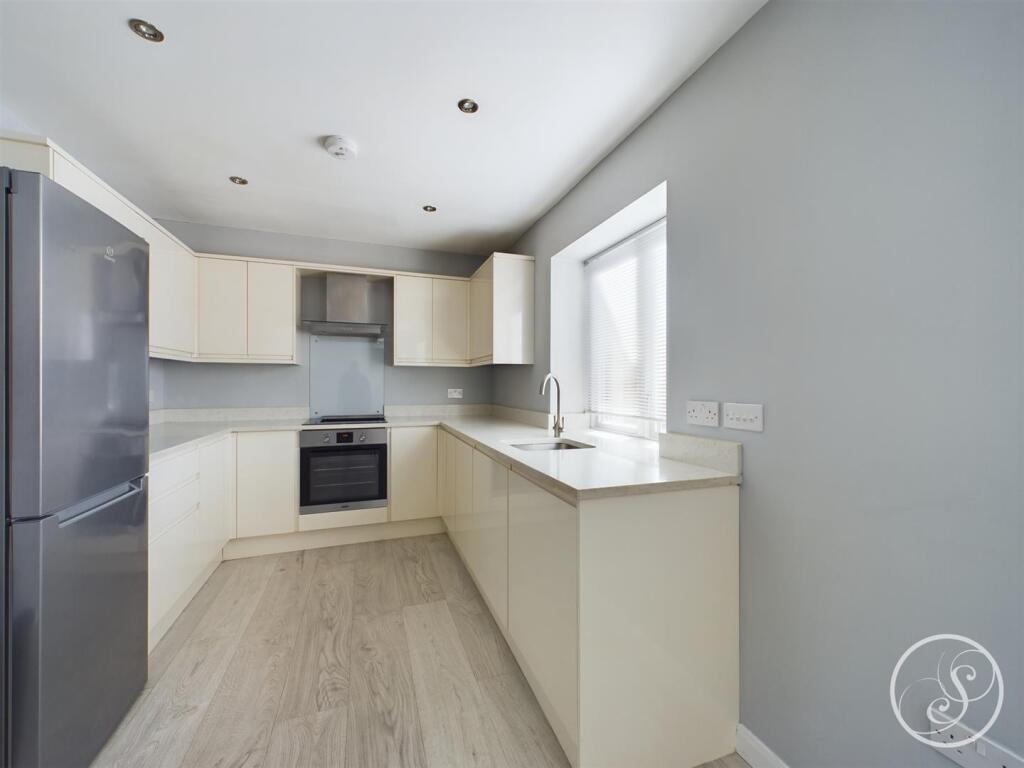 2 bed 1st Floor Flat for rent in Leeds. From Stoneacre Properties - Chapel Allerton
