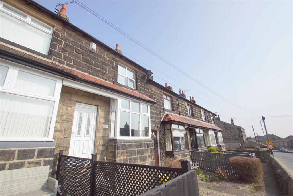 2 bed Semi Detached for rent in Yeadon. From Stoneacre Properties - Chapel Allerton 2 bed Semi Detached for rent in Yeadon. From Stoneacre Properties - Chapel Allerton