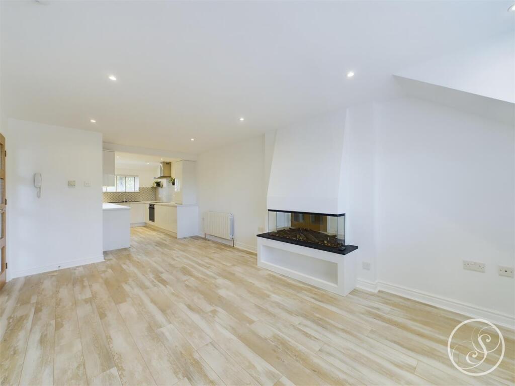 2 bed 1st Floor Flat for rent in Shadwell. From Stoneacre Properties - Chapel Allerton 2 bed 1st Floor Flat for rent in Shadwell. From Stoneacre Properties - Chapel Allerton