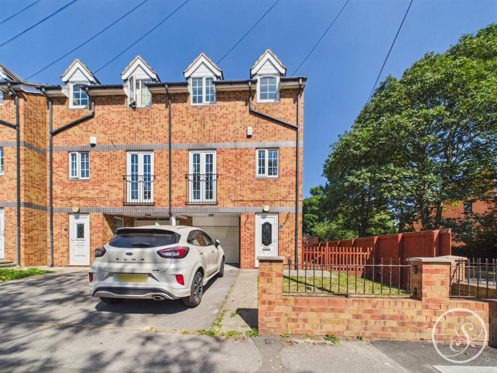 3 bed Semi Detached for rent in Swillington Common. From Stoneacre Properties - Chapel Allerton 3 bed Semi Detached for rent in Swillington Common. From Stoneacre Properties - Chapel Allerton