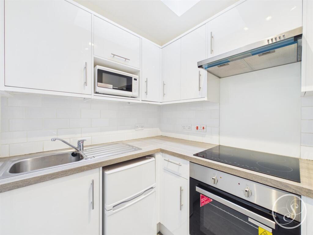 1 bed 1st Floor Flat for rent in Leeds. From Stoneacre Properties - Chapel Allerton