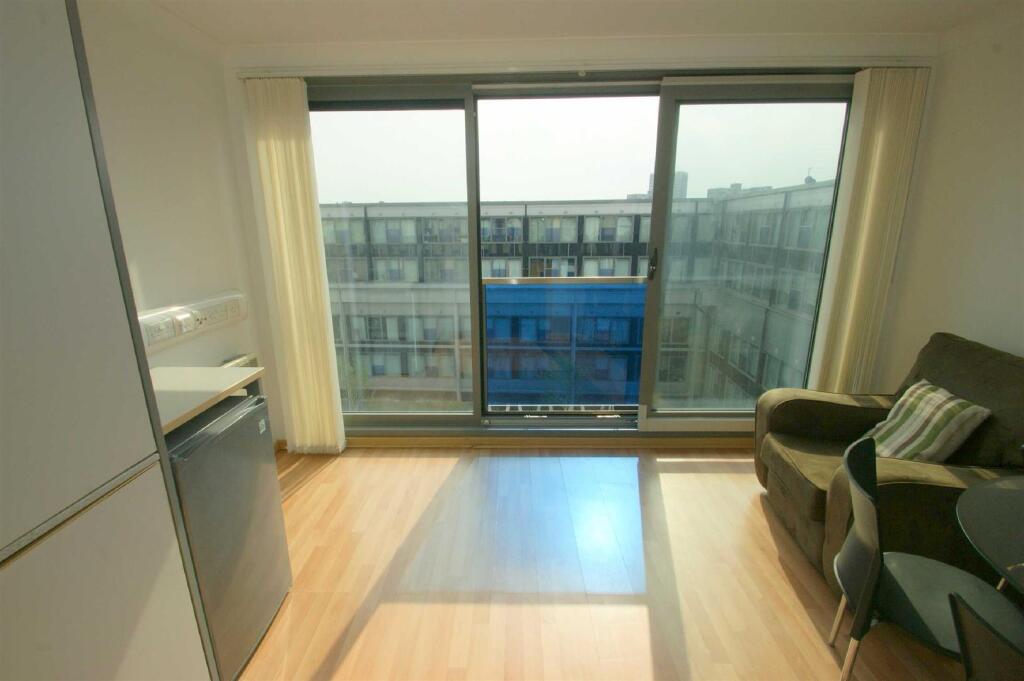 1 bed 1st Floor Flat for rent in Leeds. From Stoneacre Properties - Chapel Allerton