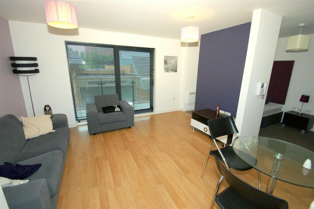 1 bed 1st Floor Flat for rent in Leeds. From Stoneacre Properties - Chapel Allerton