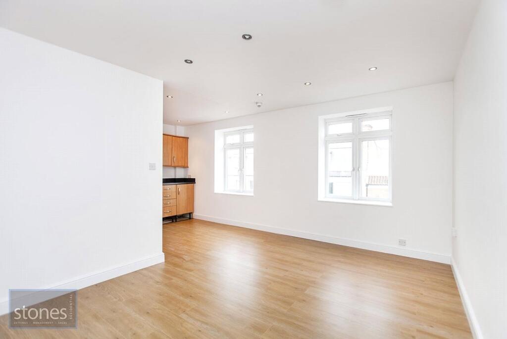 3 bed Apartment for rent in Camden Town. From Stones Residential - Belsize Park