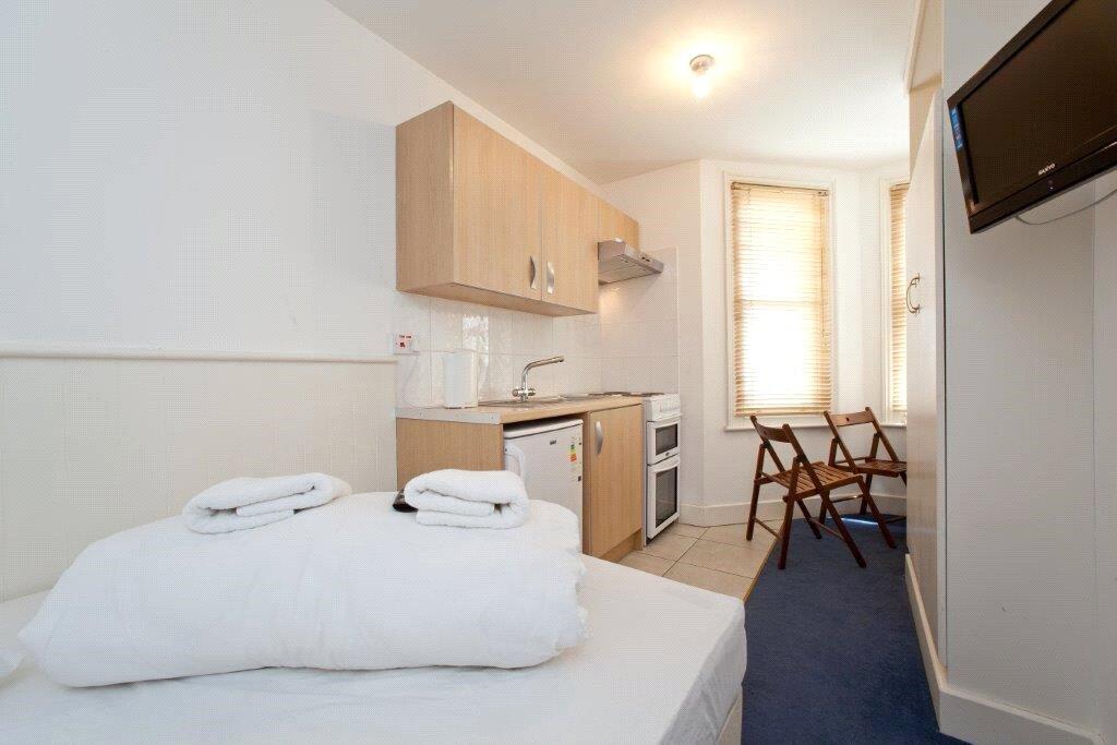 4 bed Apartment for rent in London. From Stones Residential - Belsize Park