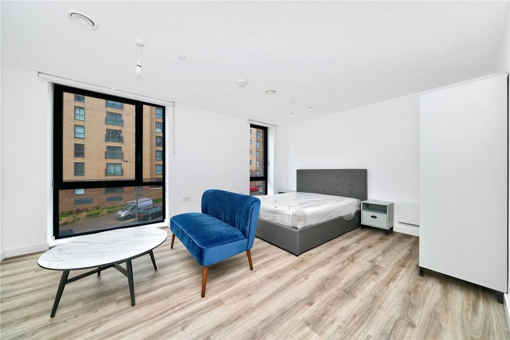 0 bed Apartment for rent in Mangrove Green. From Strawberry Star - SW8