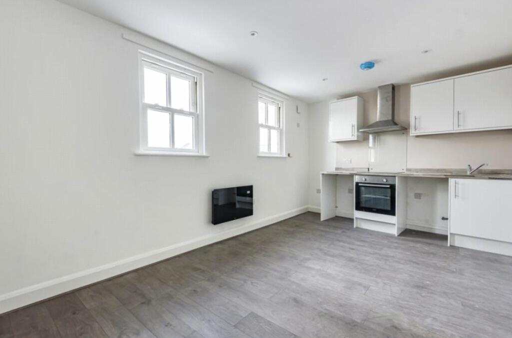 1 bed Apartment for rent in London. From Streets Ahead Estate Agents