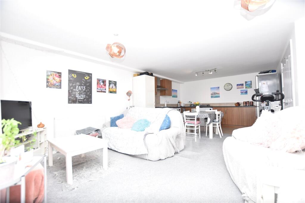 2 bed Apartment for rent in London. From Streets Ahead - South Norwood 2 bed Apartment for rent in London. From Streets Ahead - South Norwood