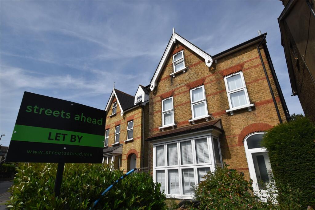 2 bed Apartment for rent in London. From Streets Ahead - South Norwood