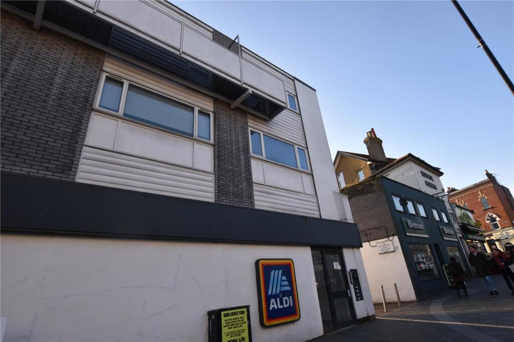 2 bed Apartment for rent in London. From Streets Ahead - South Norwood 2 bed Apartment for rent in London. From Streets Ahead - South Norwood