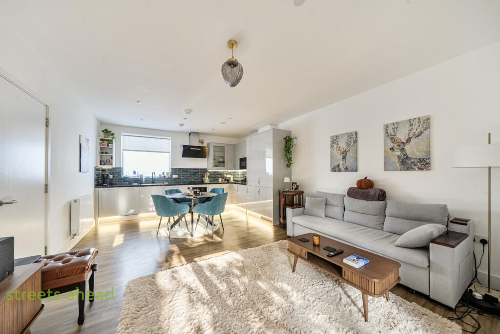 2 bed Apartment for rent in London. From Streets Ahead - South Norwood 2 bed Apartment for rent in London. From Streets Ahead - South Norwood