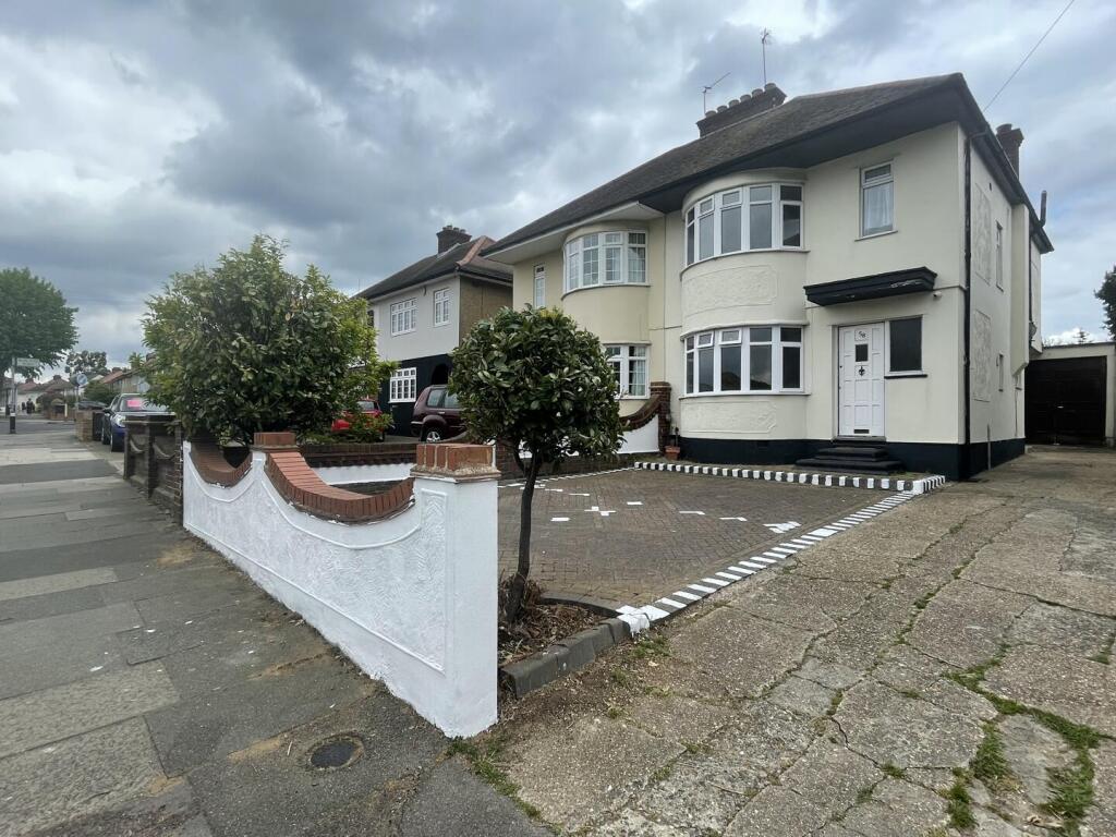 4 bed Semi Detached for rent in Romford. From Strettons - Leytonstone