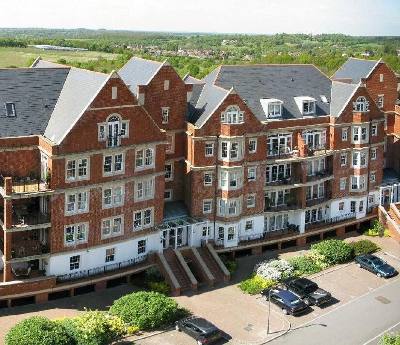 2 bed 1st Floor Flat for rent in South Weald. From Strettons - Leytonstone