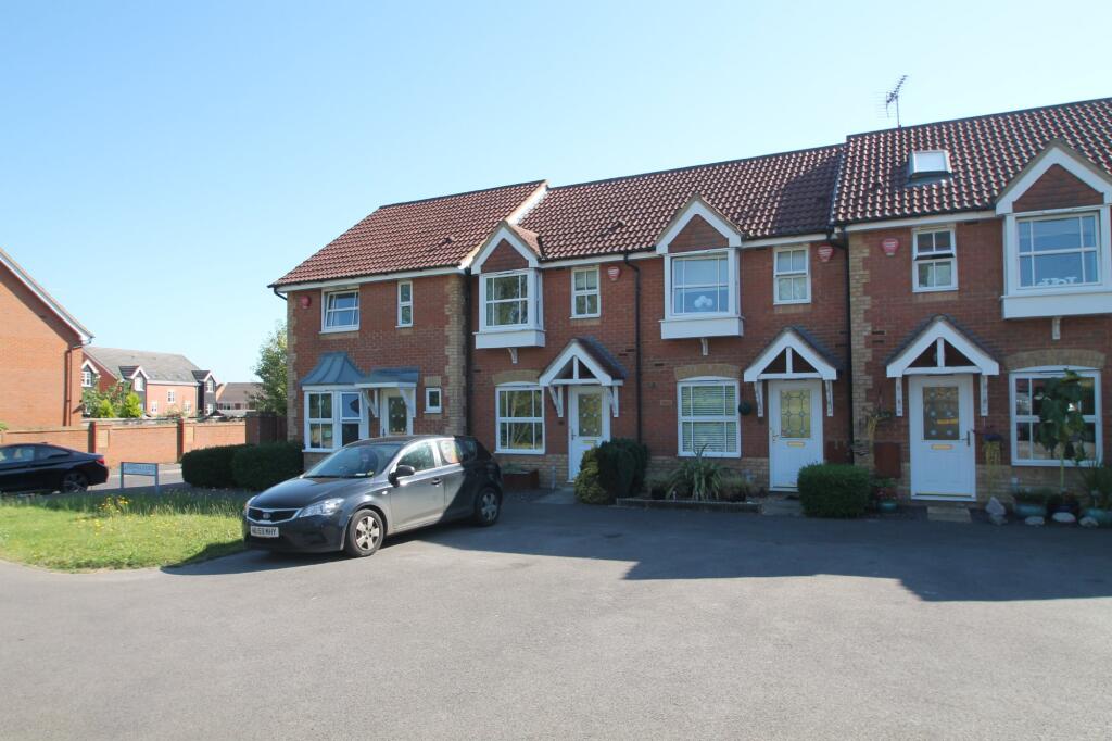 2 bed Mid Terraced House for rent in Arborfield Garrison. From David Cliff - Wokingham