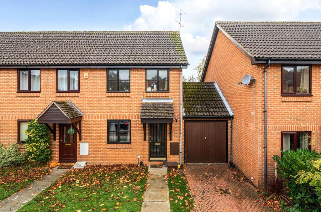 2 bed Detached for rent in Wokingham. From David Cliff - Wokingham