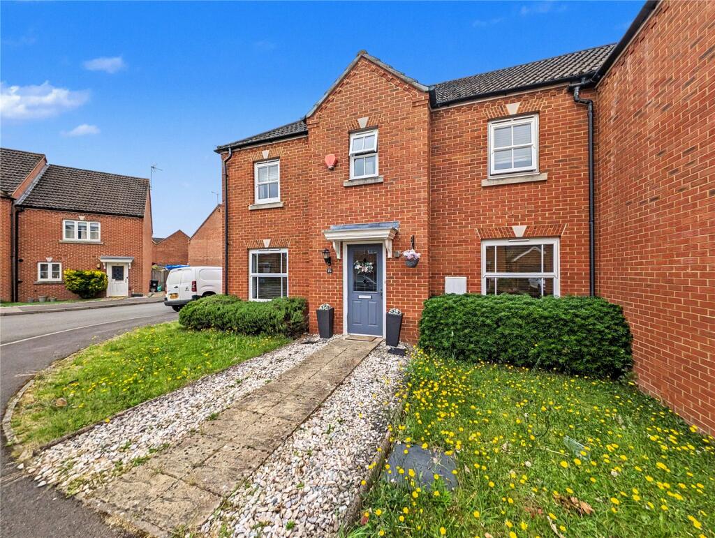 3 bed Semi Detached for rent in Wokingham. From David Cliff - Wokingham 3 bed Semi Detached for rent in Wokingham. From David Cliff - Wokingham