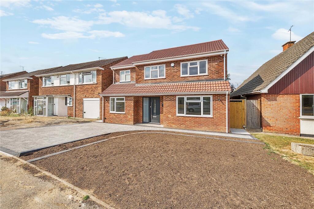 4 bed Detached for rent in Sindlesham. From David Cliff - Wokingham 4 bed Detached for rent in Sindlesham. From David Cliff - Wokingham