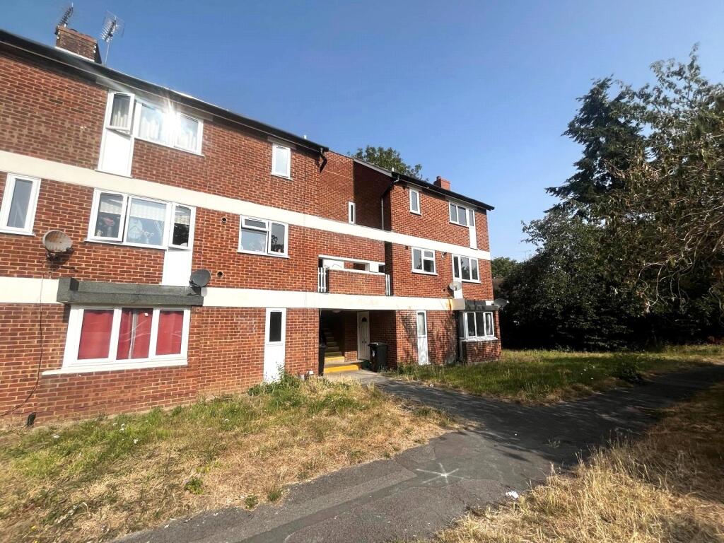 1 bed Annexe for rent in Barkham. From David Cliff - Wokingham