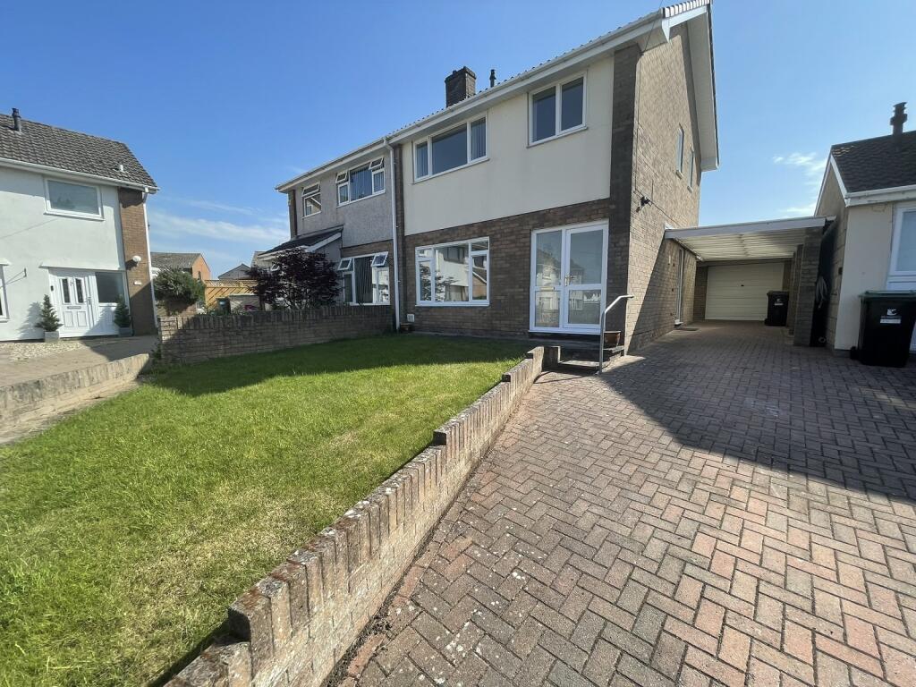 3 bed Semi Detached for rent in Caldicot. From Davis & Sons - Caldicot