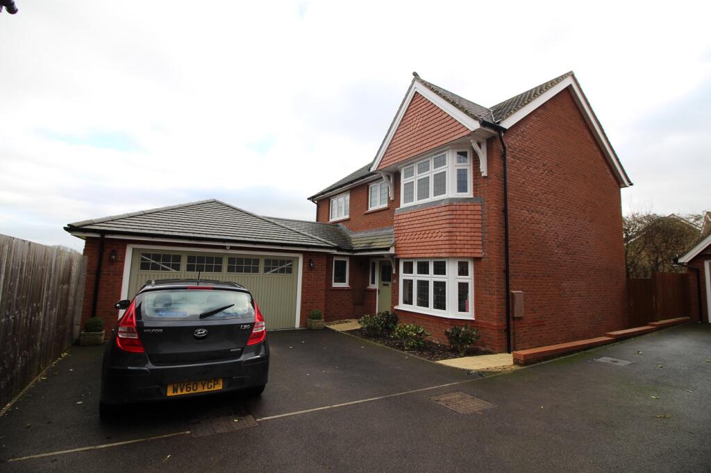 4 bed Detached for rent in Caldicot. From Davis & Sons - Caldicot
