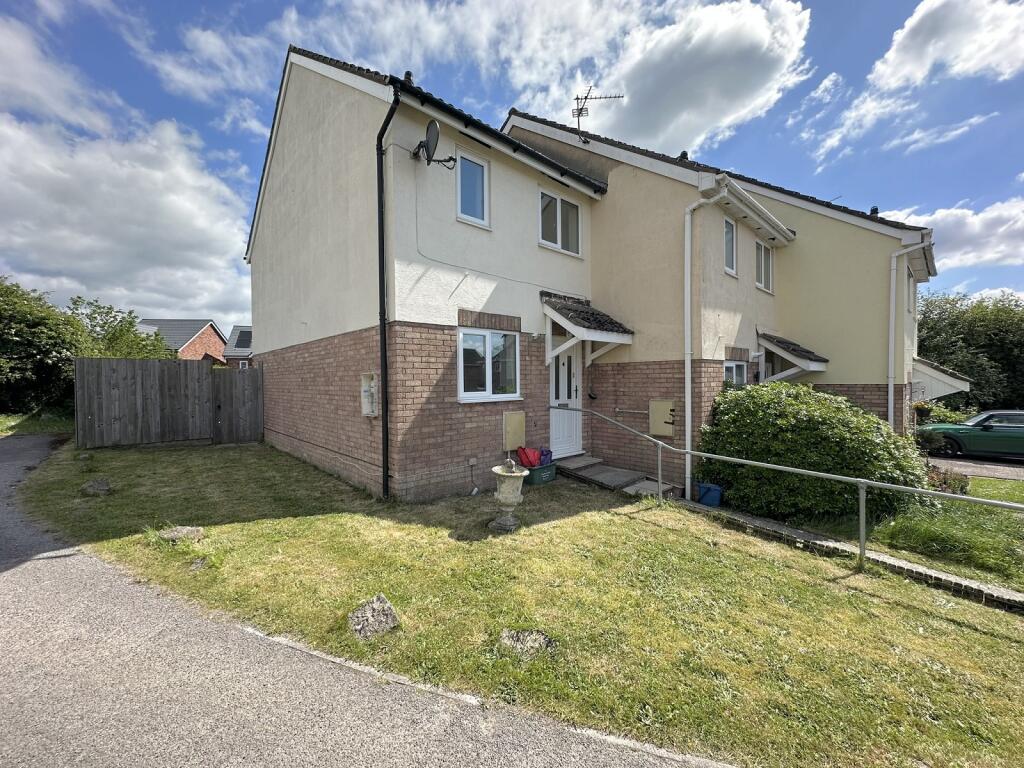 2 bed Semi Detached for rent in Gwndy. From Davis & Sons - Caldicot