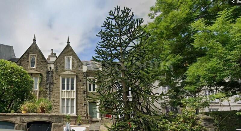 1 bed 1st Floor Flat for rent in Newport. From Davis & Sons - Newport