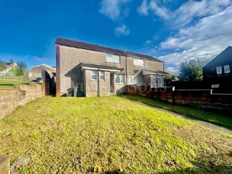 3 bed Semi Detached for rent in Pontypool. From Davis & Sons - Newport