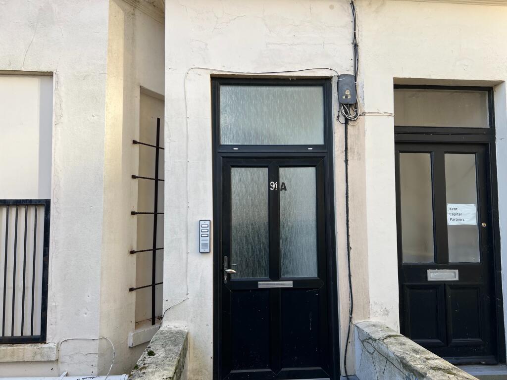 2 bed 1st Floor Flat for rent in Folkestone. From The Good Estate Agent - Hythe 2 bed 1st Floor Flat for rent in Folkestone. From The Good Estate Agent - Hythe