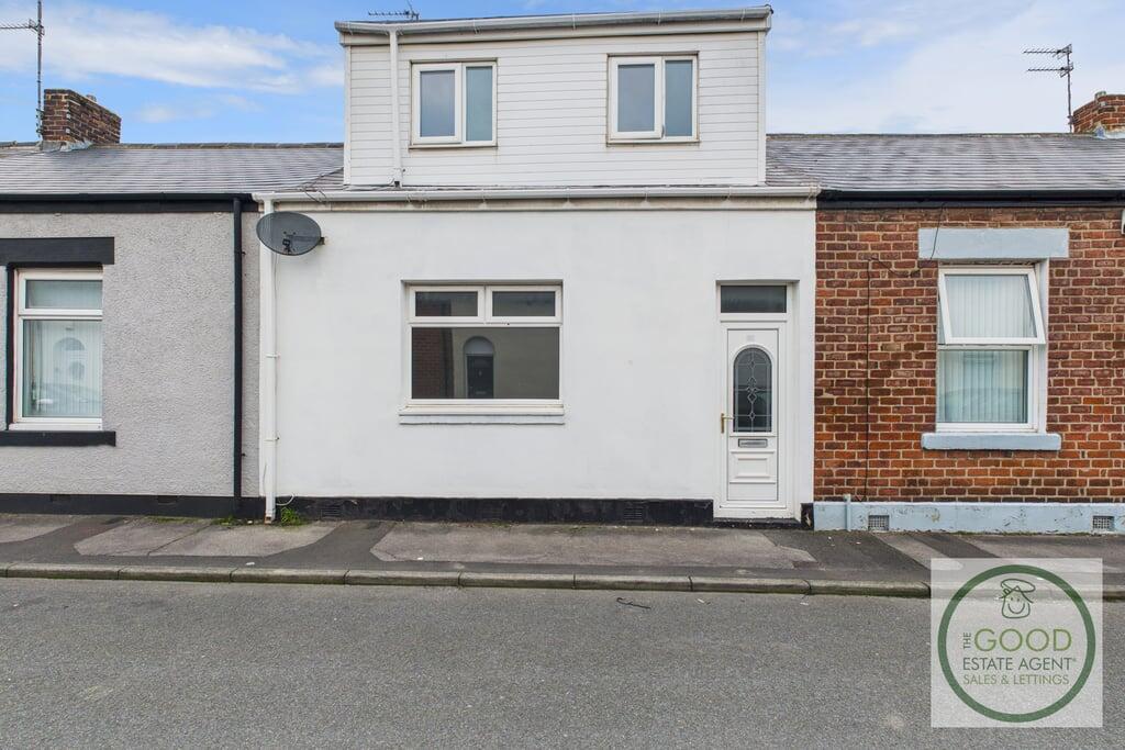 4 bed Mid Terraced House for rent in South Bents. From The Good Estate Agent - Hythe