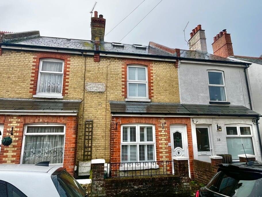 3 bed Mid Terraced House for rent in Hythe. From The Good Estate Agent - Hythe