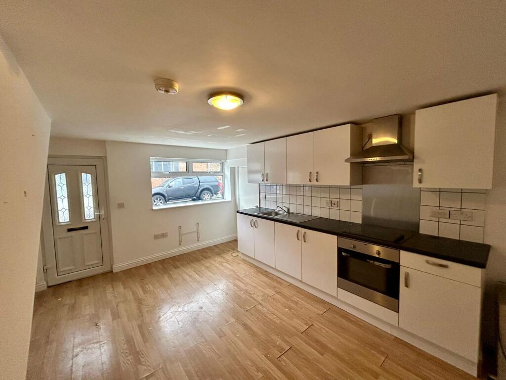 1 bed Mid Terraced House for rent in Folkestone. From The Good Estate Agent - Hythe 1 bed Mid Terraced House for rent in Folkestone. From The Good Estate Agent - Hythe