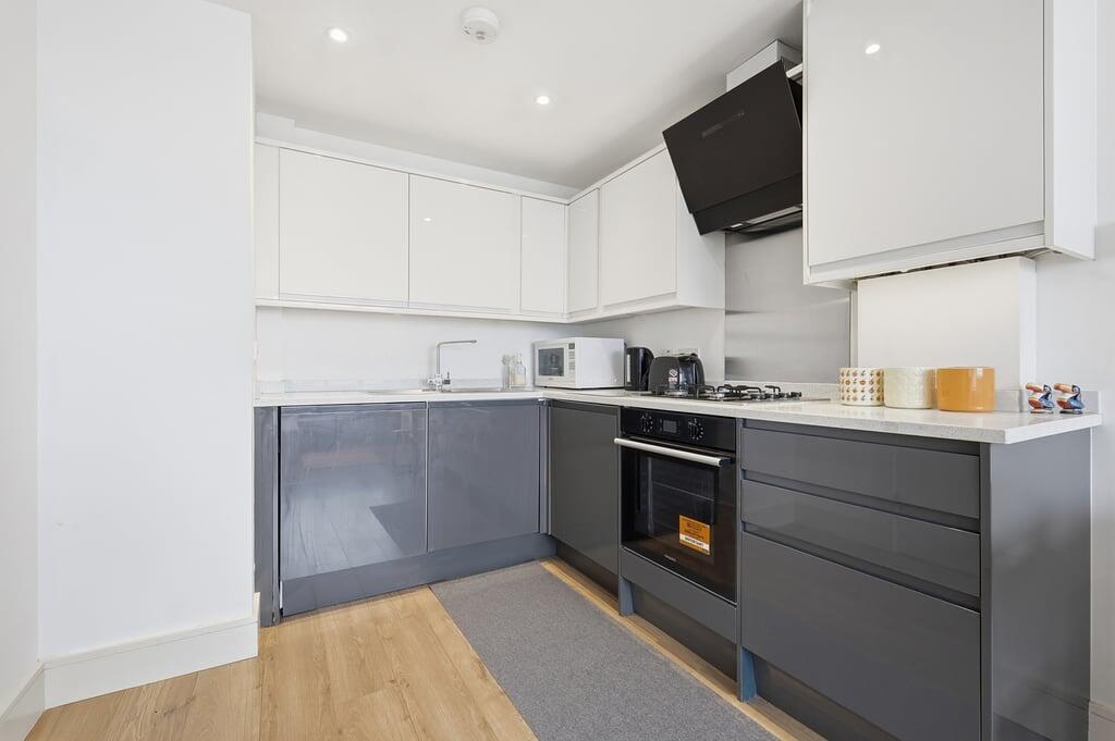 1 bed Apartment for rent in Waltham Cross. From The Good Estate Agent - Hythe