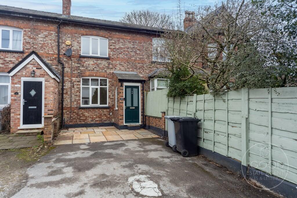 2 bed Mid Terraced House for rent in Handforth. From The Good Estate Agent - Hythe