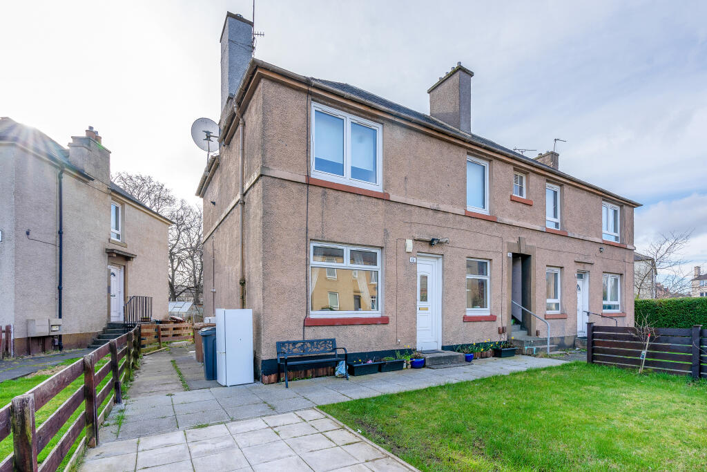 2 bed 1st Floor Flat for rent in Hermiston. From The Good Estate Agent - Hythe 2 bed 1st Floor Flat for rent in Hermiston. From The Good Estate Agent - Hythe