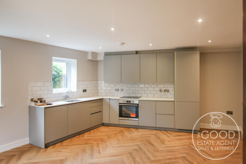 2 bed Annexe for rent in Handforth. From The Good Estate Agent - Hythe