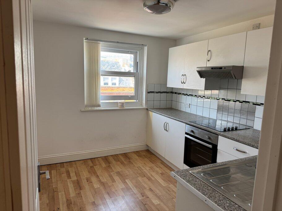 2 bed 1st Floor Flat for rent in Folkestone. From The Good Estate Agent - Hythe