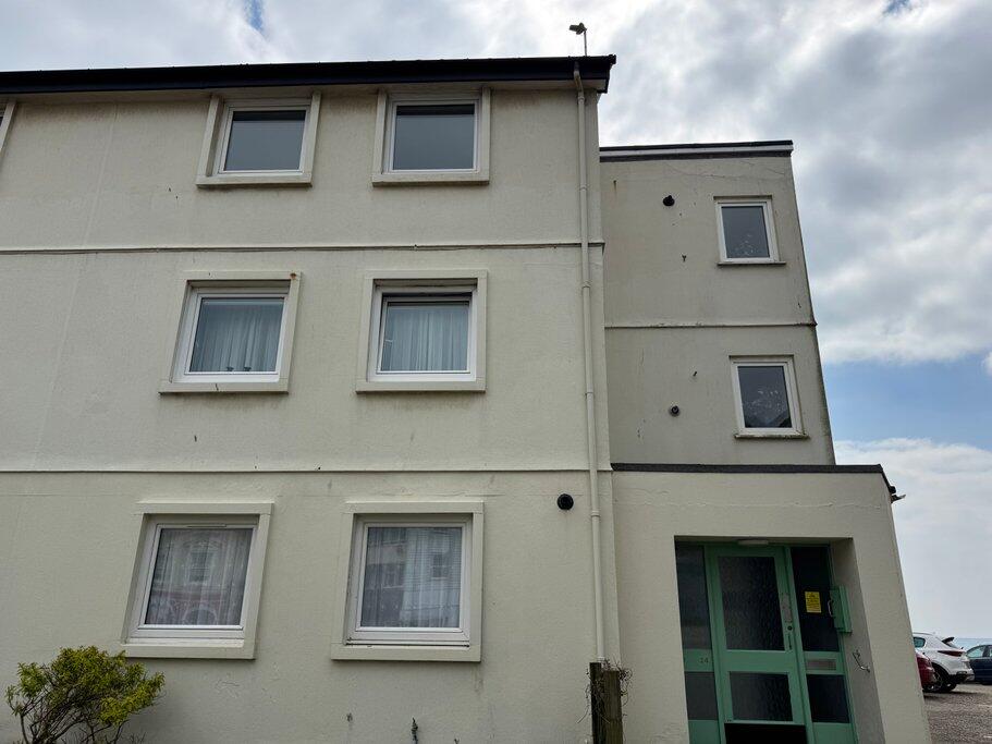2 bed 1st Floor Flat for rent in Folkestone. From The Good Estate Agent - Hythe
