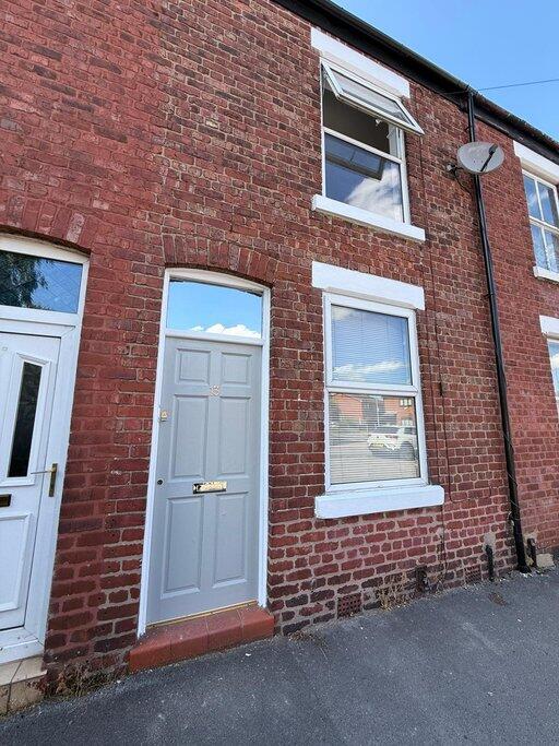 2 bed Mid Terraced House for rent in Hazel Grove. From The Good Estate Agent - Hythe 2 bed Mid Terraced House for rent in Hazel Grove. From The Good Estate Agent - Hythe