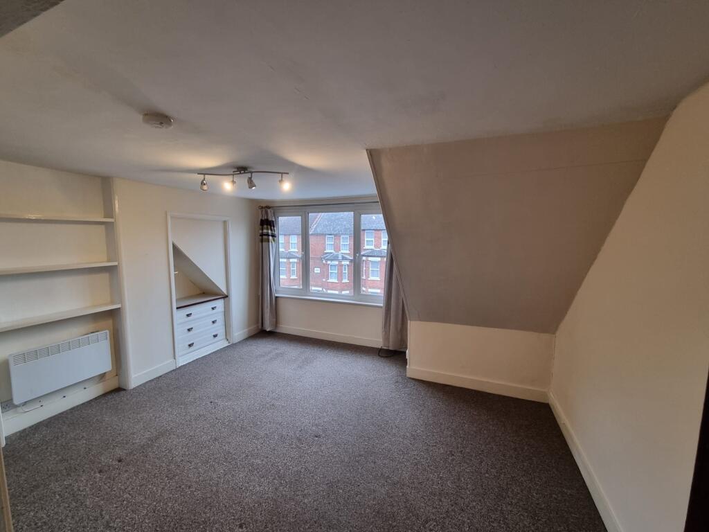 1 bed 1st Floor Flat for rent in Folkestone. From The Good Estate Agent - Hythe