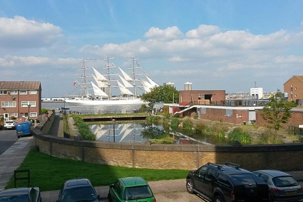 2 bed 1st Floor Flat for rent in Woolwich. From The Property Cloud