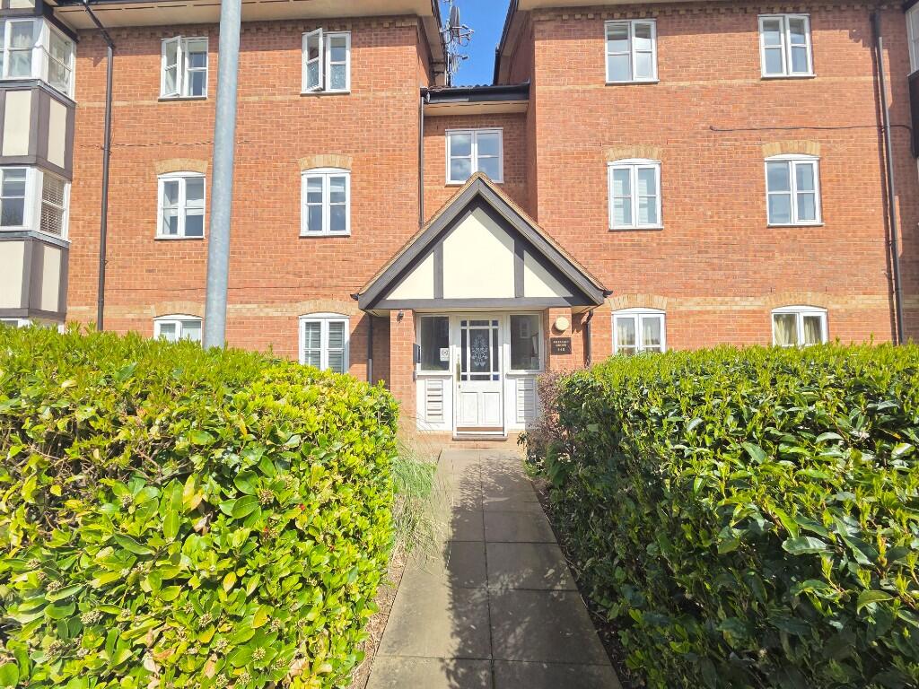 2 bed 1st Floor Flat for rent in Barnet. From The Property Studio