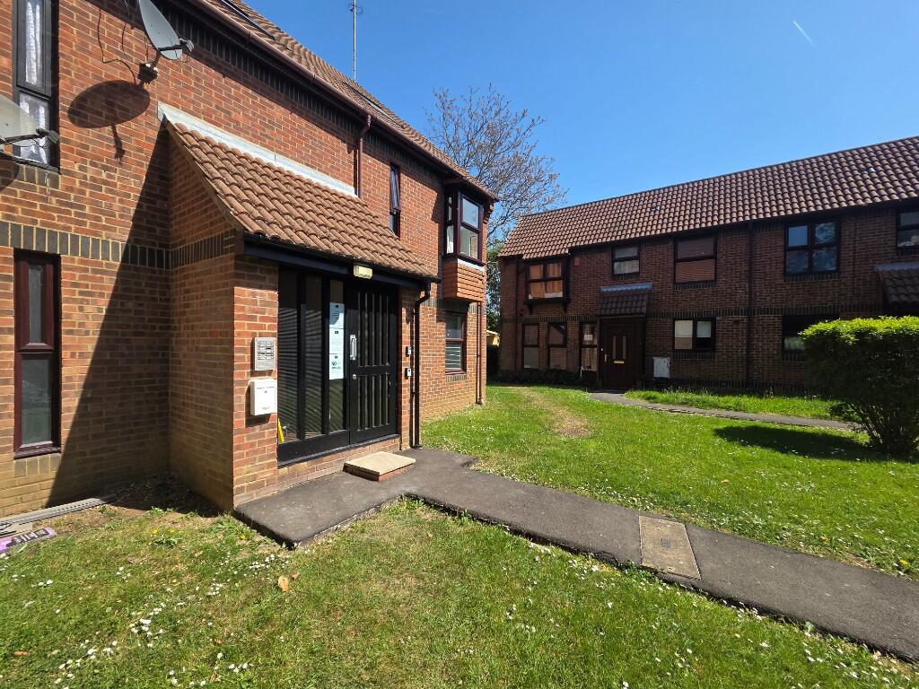 0 bed Studio for rent in Hadley Wood. From The Property Studio